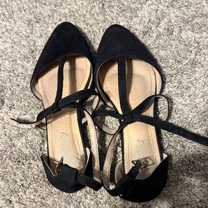 Black Pointed Toe Lace-Up Flats